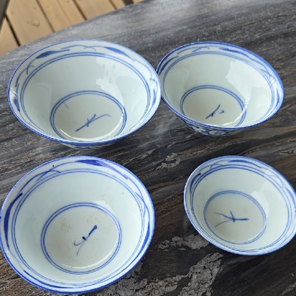 Antique Asian Set of 4 Blue and White Ceramic Bowls